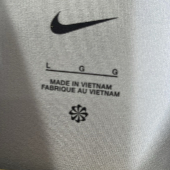 Nike Northbay Sports Wear Men’s Shirt - Picture 4 of 5